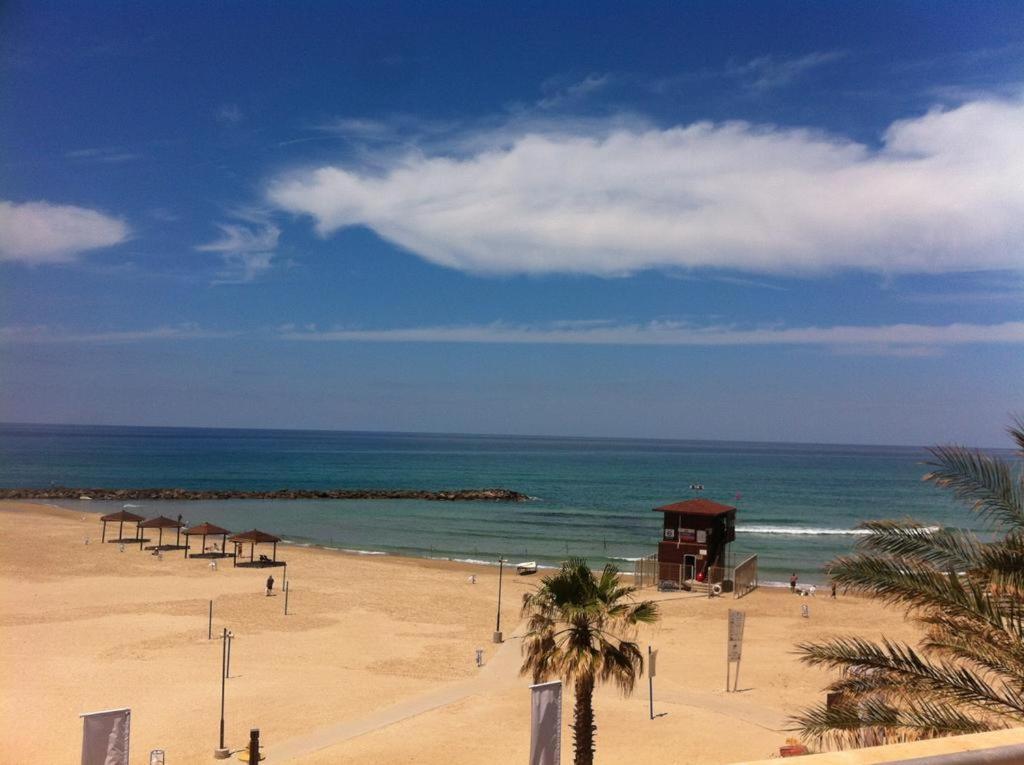Rooms On The Sea Haifa Exterior foto